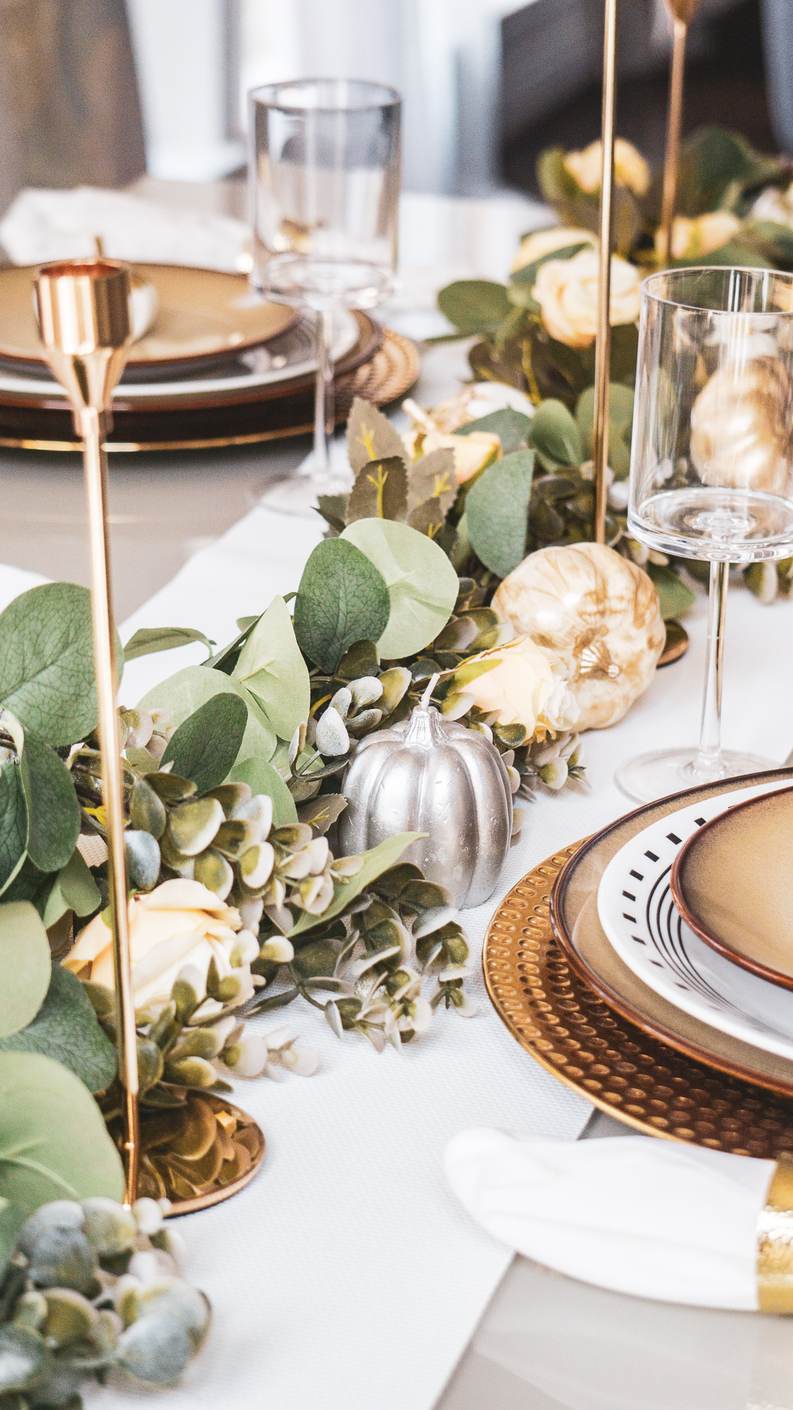 Thanksgiving Tablescape Design